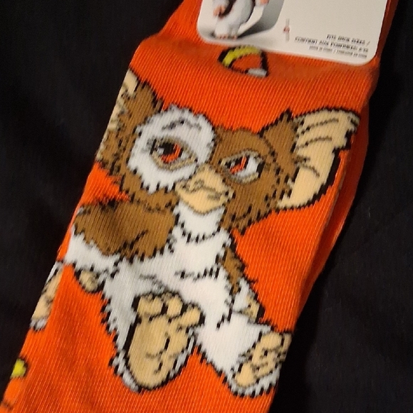 Gizmo Orange Socks with Candy Corn Design - Picture 4 of 5